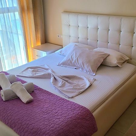 Marinela Apartment Tirana Eksteriør billede