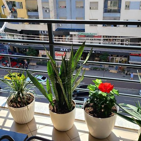 Marinela Apartment Tirana Eksteriør billede