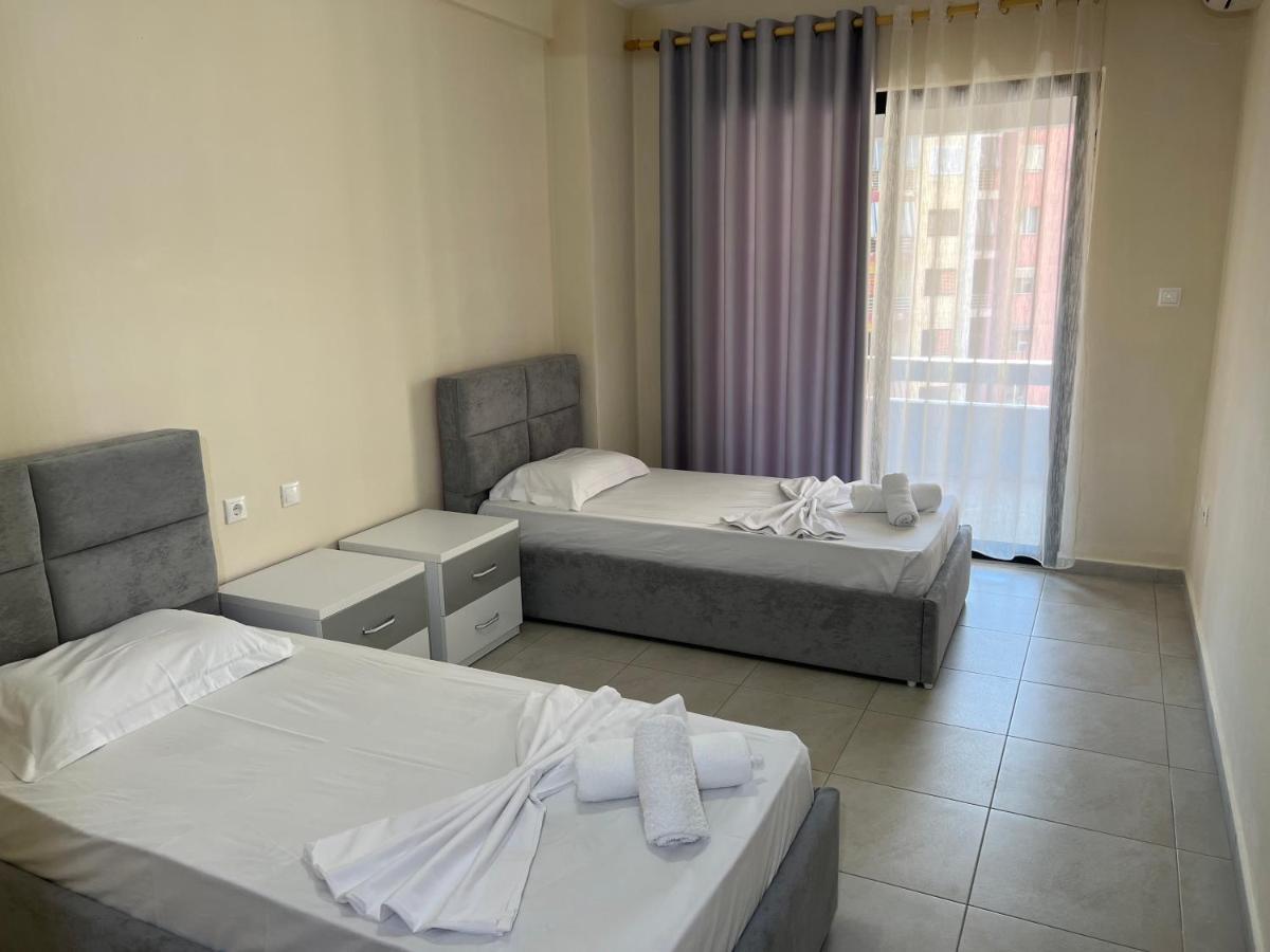 Marinela Apartment Tirana Eksteriør billede