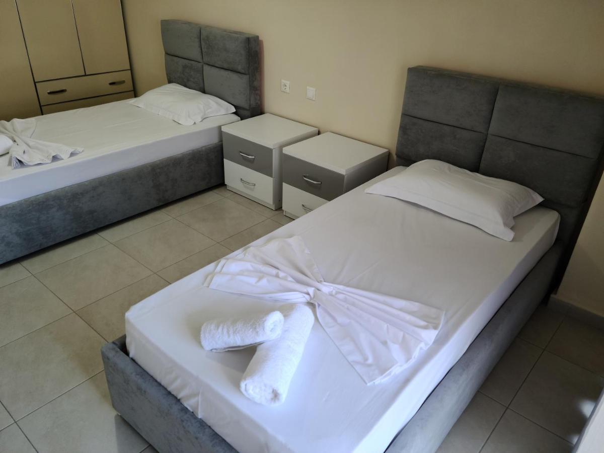 Marinela Apartment Tirana Eksteriør billede