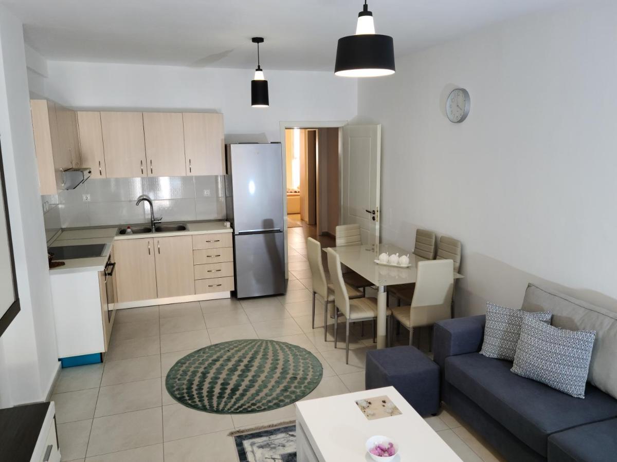 Marinela Apartment Tirana Eksteriør billede